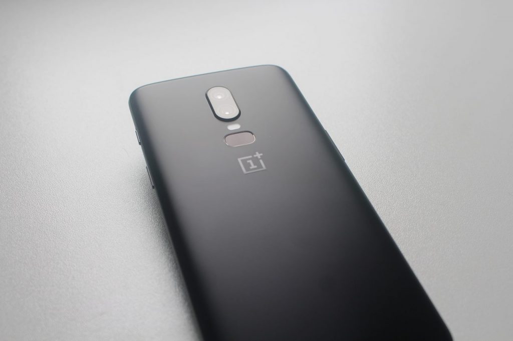 OnePlus Smartphone (Adobe Stock)